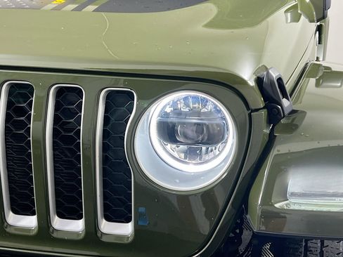 Used 2023 Jeep Wrangler Unlimited Sahara w/ Cold Weather Group image 11