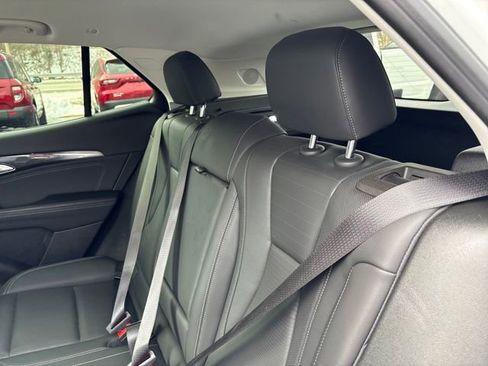 Used 2025 Buick Envision Preferred image 10