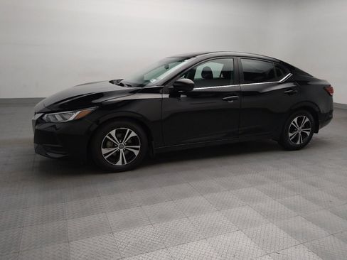 Used 2022 Nissan Sentra SV image 2