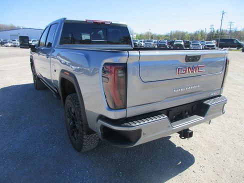 New 2026 GMC Sierra 2500 AT4 image 9