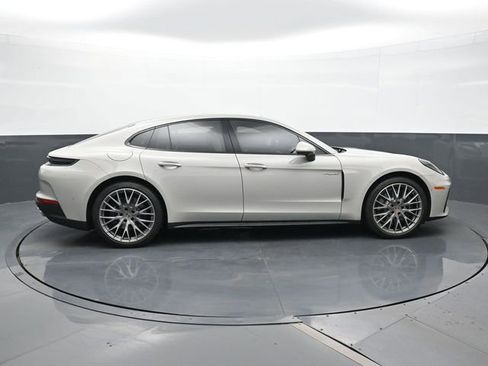 Certified 2025 Porsche Panamera 4 AWD/4WD image 23