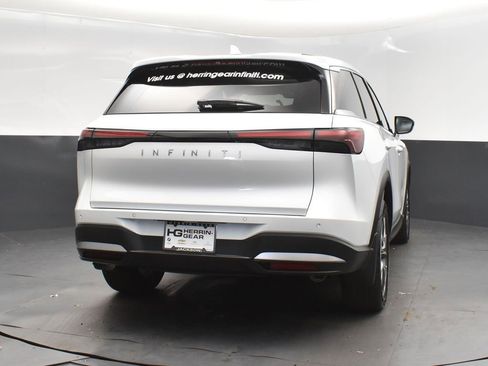 Certified 2026 INFINITI QX60 Pure w/ Cargo Package image 7