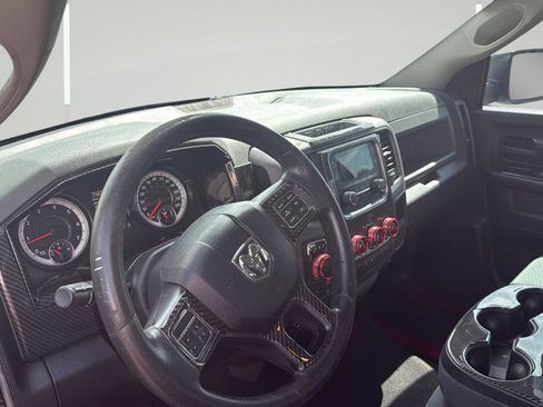 Used 2017 RAM 1500 Express AWD/4WD image 13