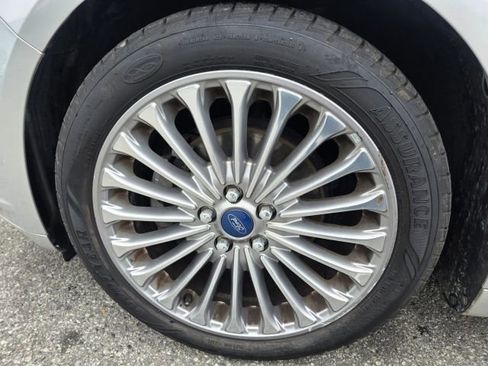 Used 2013 Ford Fusion Titanium FWD image 9