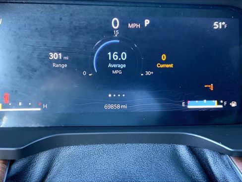 Used 2022 Jeep Grand Cherokee Summit w/ Luxury Tech Group V image 22