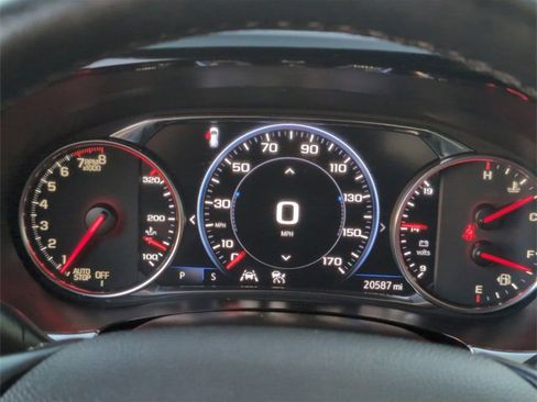 Used 2023 Chevrolet Traverse Premier image 12