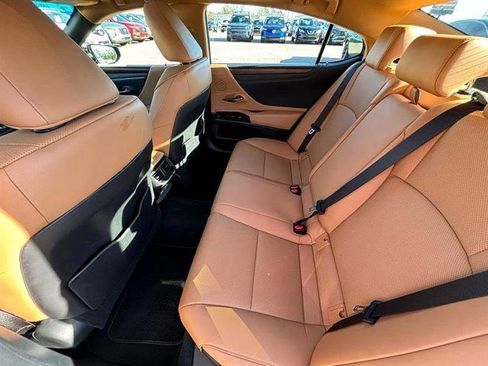 Used 2024 Lexus ES 350 w/ Premium Package image 38
