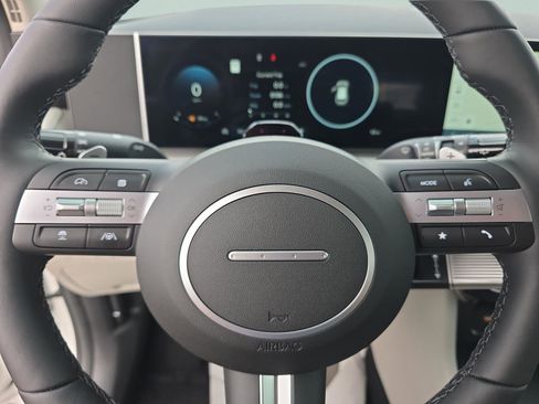 New 2026 Hyundai Tucson Limited image 32