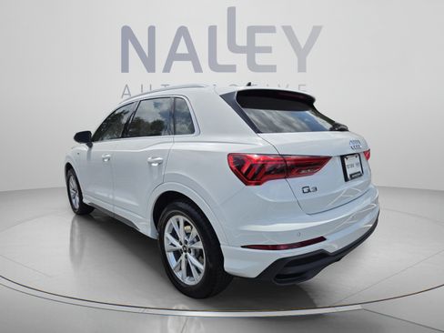 Used 2024 Audi Q3 2.0T Premium w/ Convenience Package AWD/4WD image 3