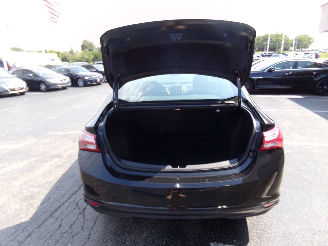 Used 2021 Chevrolet Malibu LT w/ Midnight Edition FWD image 20