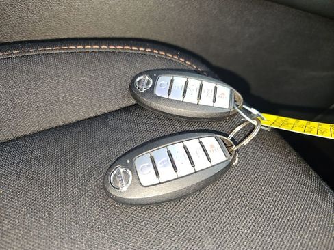 Used 2022 Nissan Sentra SR w/ Midnight Edition image 18