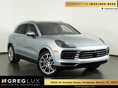 Used 2022 Porsche Cayenne S image 1