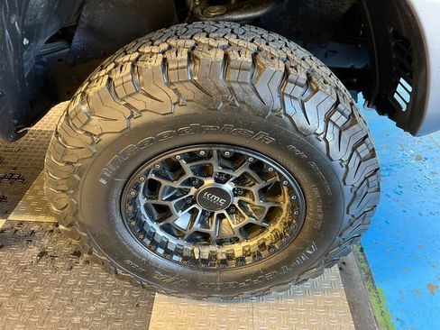 Used 2013 Toyota Tacoma PreRunner w/ SR5 Pkg image 9