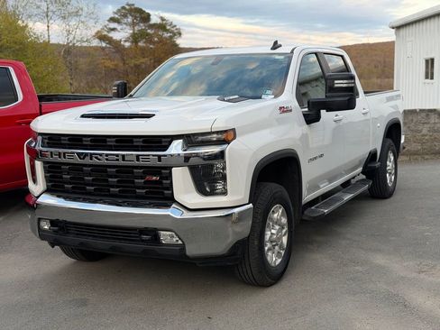 Used 2023 Chevrolet Silverado 2500 LT w/ Convenience Package AWD/4WD image 1