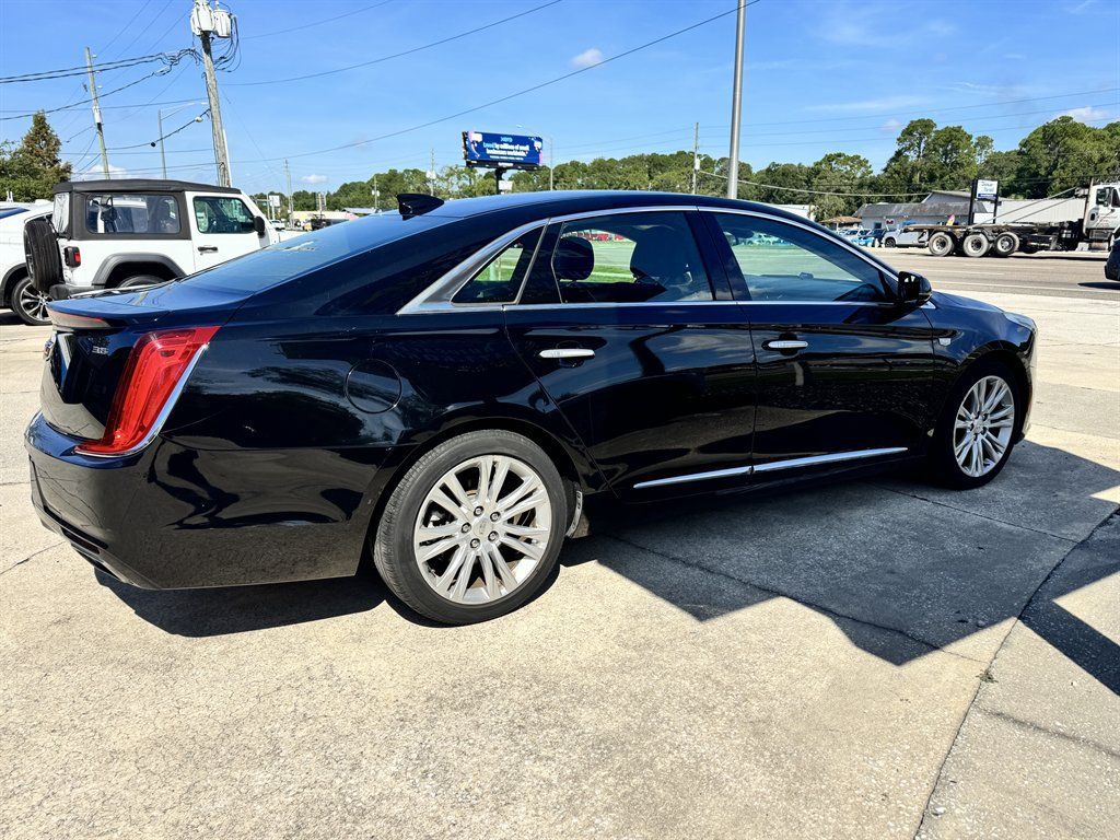 Used 2018 Cadillac XTS Luxury FWD image 5