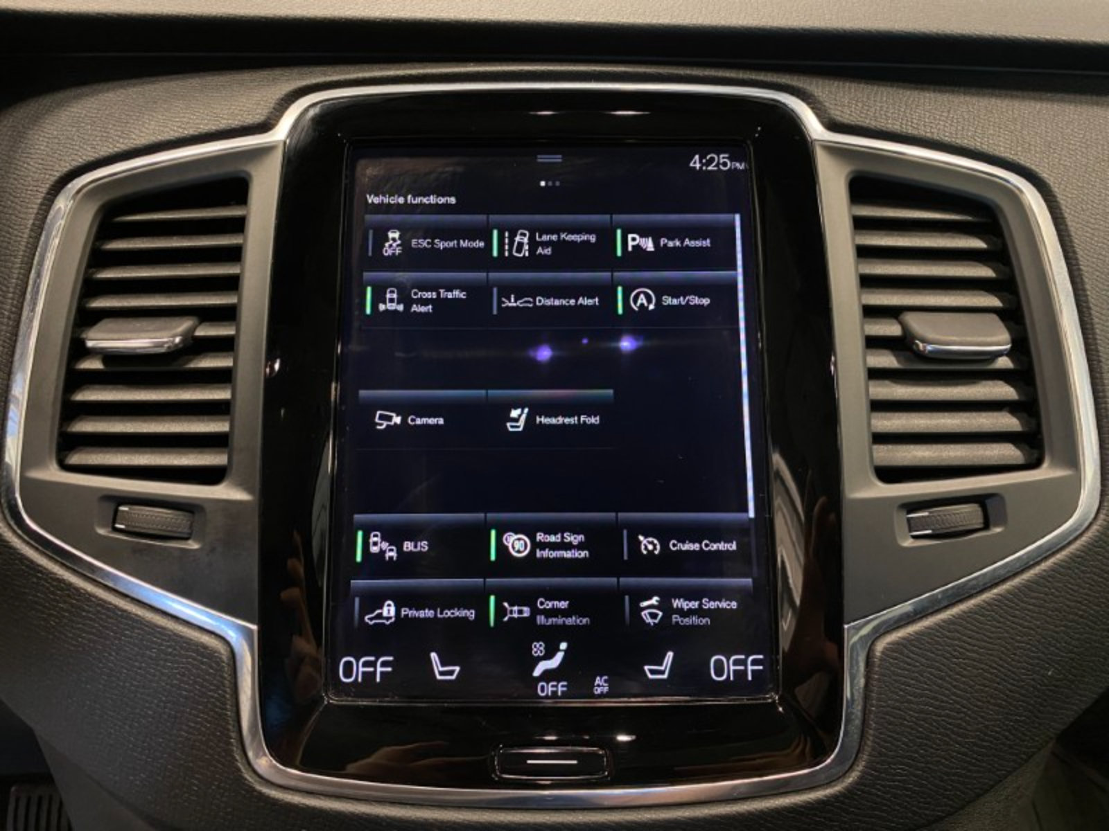 Used 2018 Volvo XC90 T5 Momentum w/ Protection Package Plus AWD/4WD image 38