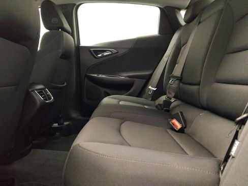 Used 2024 Chevrolet Malibu LT FWD image 18