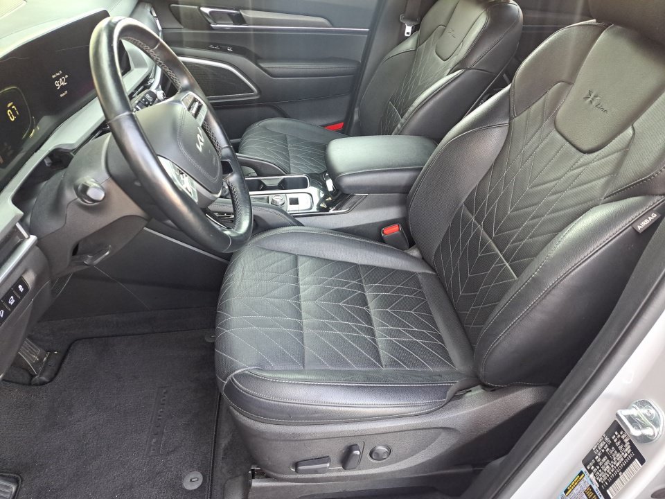 Used 2023 Kia Telluride EX X-Line AWD/4WD image 9
