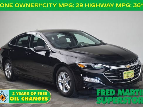 Used 2022 Chevrolet Malibu LS FWD image 1