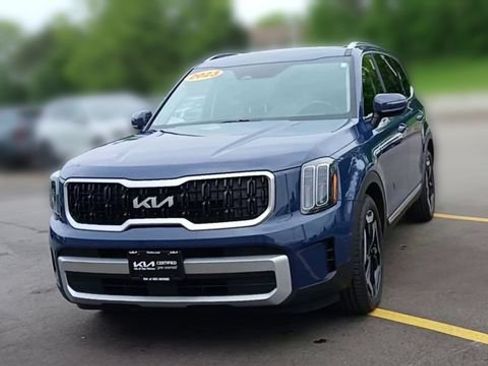 Certified 2023 Kia Telluride EX FWD image 9