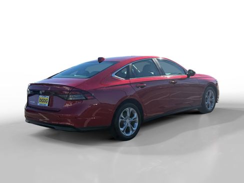 Certified 2023 Honda Accord LX image 5