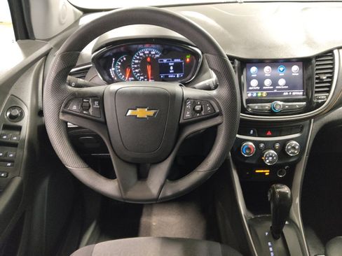 Used 2020 Chevrolet Trax LS w/ Tint and Cruise Package AWD/4WD image 22
