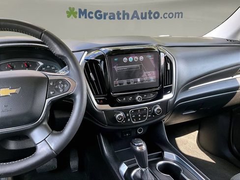 Used 2018 Chevrolet Traverse LT AWD/4WD image 11