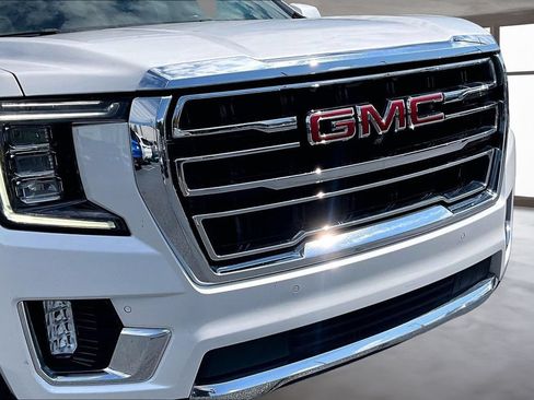 Used 2022 GMC Yukon XL SLT w/ SLT Premium Package AWD/4WD image 29