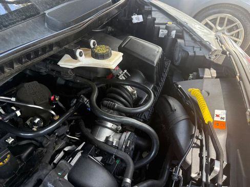 Used 2020 Ford Transit Connect XLT FWD image 39