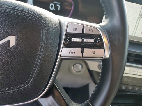 Used 2023 Kia Telluride S image 28