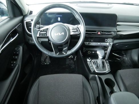 Used 2026 Kia Seltos S AWD/4WD image 23