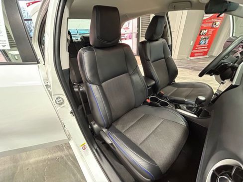 Used 2017 Toyota Corolla SE w/ Carpet Mat Package (TMS) image 5