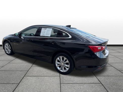 Used 2025 Chevrolet Malibu LT FWD image 3