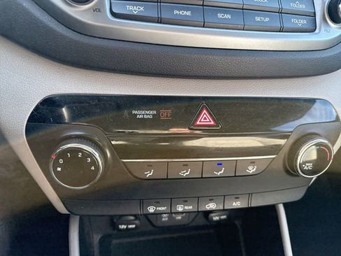 Used 2018 Hyundai Tucson SE image 21