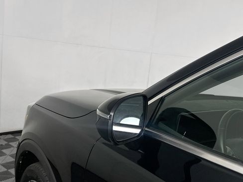 Used 2025 Kia Telluride S image 16