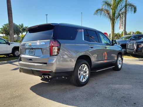 Used 2021 Chevrolet Tahoe Premier w/ Premium Package image 5