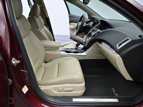 Used 2015 Acura TLX FWD image 29