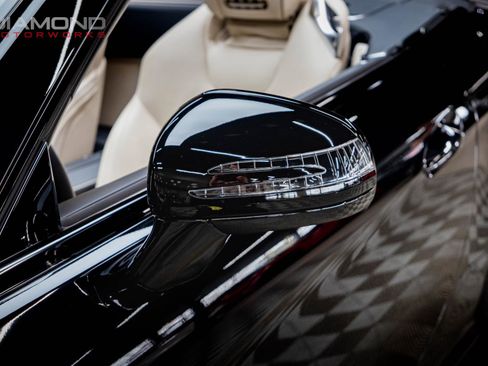 Used 2013 Mercedes-Benz SL 550 image 31