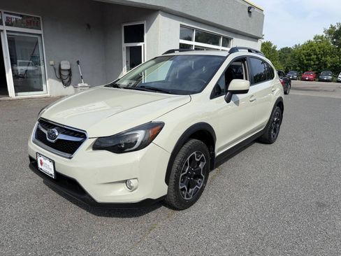 Used 2014 Subaru Crosstrek 2.0i Limited AWD/4WD image 3