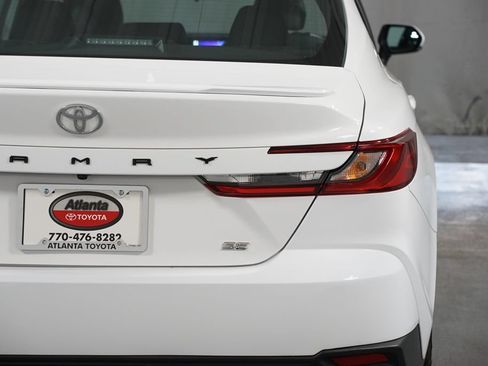 Certified 2025 Toyota Camry SE FWD image 10