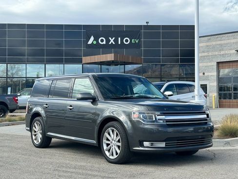 Used 2019 Ford Flex Limited image 1