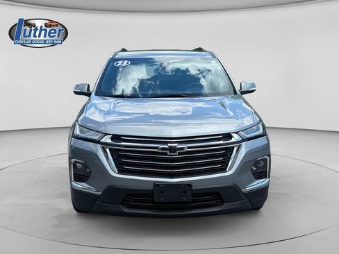 Used 2023 Chevrolet Traverse LT w/ LPO, Floor Liner Package AWD/4WD image 8
