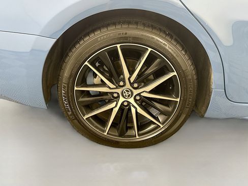 Used 2024 Toyota Camry SE image 32