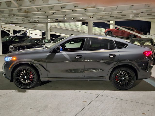 Used 2024 BMW X6 M60i AWD/4WD image 2