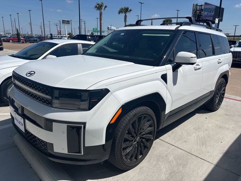 Used 2025 Hyundai Santa Fe Calligraphy image 1