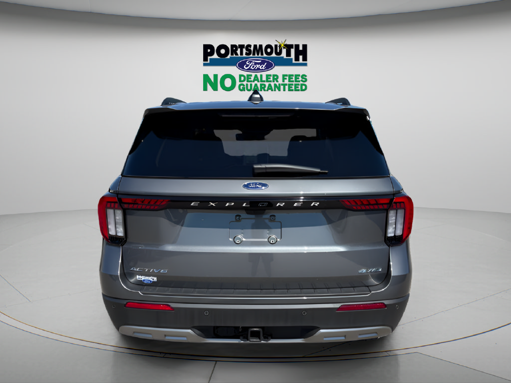 Used 2026 Ford Explorer Active w/ Active Comfort Package AWD/4WD image 16