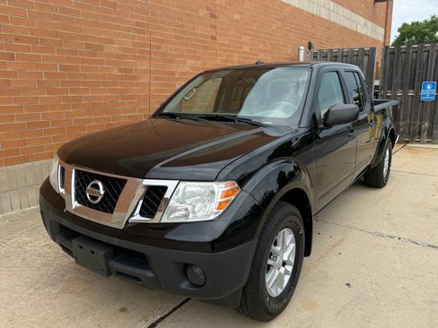 Used 2016 Nissan Frontier SV AWD/4WD image 3