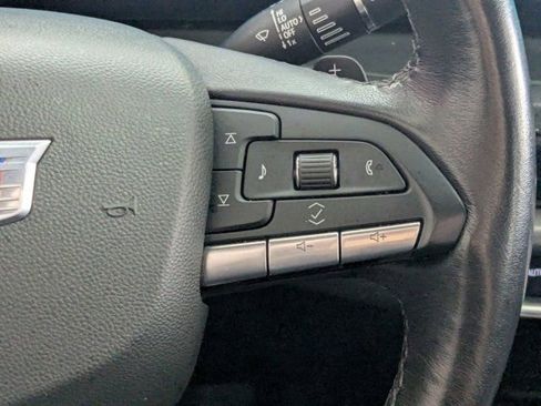 Used 2024 Cadillac XT4 Premium Luxury image 23