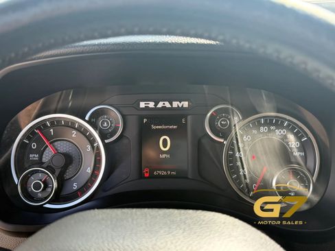 Used 2024 RAM 3500 Big Horn AWD/4WD image 25
