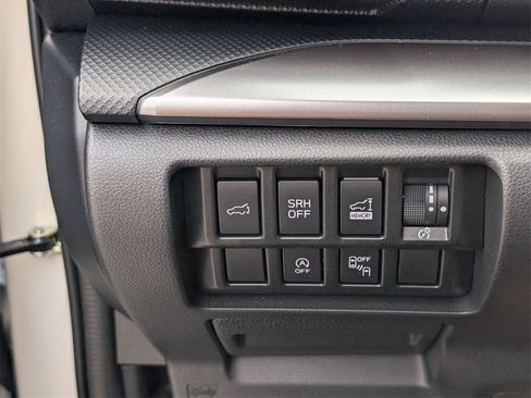 Used 2023 Subaru Forester Premium image 28